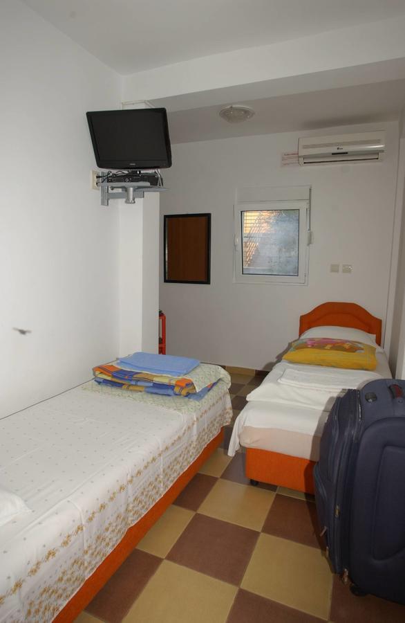 Mm Kovacevic Apartments Petrovac Exterior photo